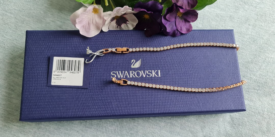 Swarovski Tennis Deluxe necklace Round, Women's Fashion, Jewelry