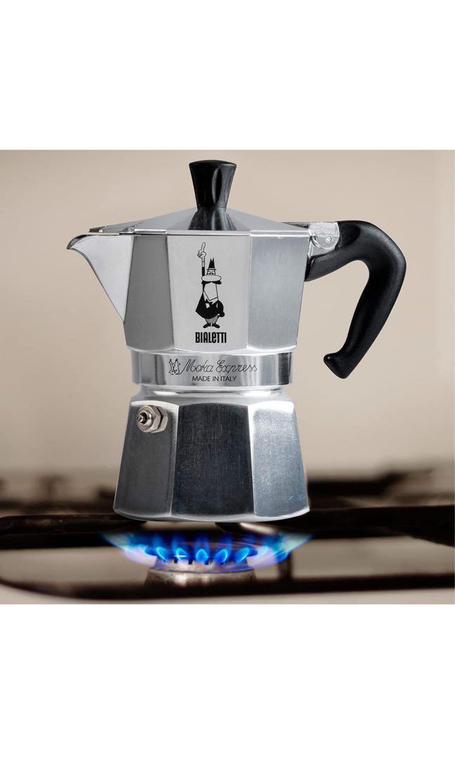 The Original Bialetti Moka Express Made in Italy 3Cup Stovetop