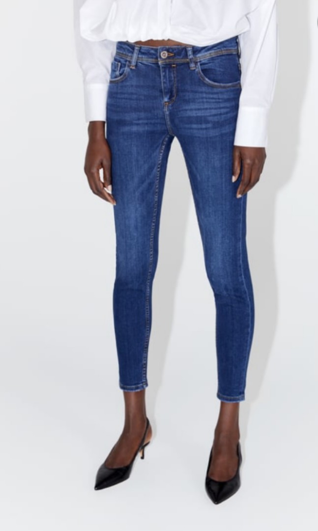 Zara mid rise skinny jeans, Fesyen Wanita, Pakaian Wanita, Bawahan di  Carousell