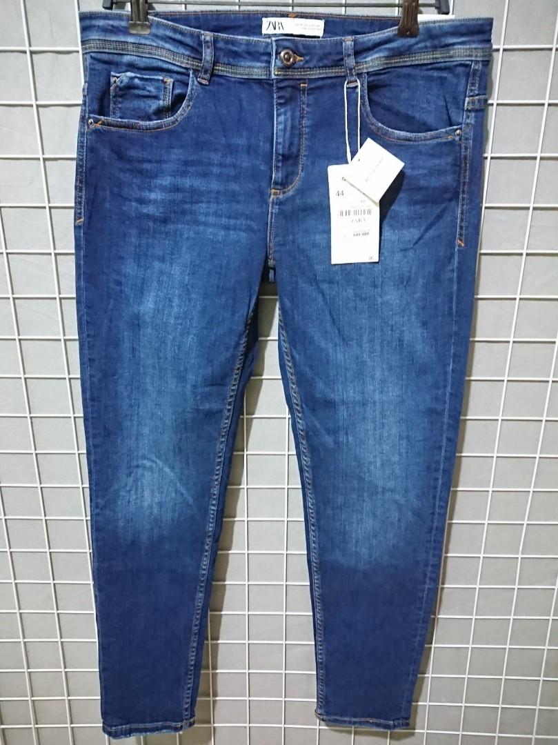 Zara mid rise skinny jeans, Fesyen Wanita, Pakaian Wanita, Bawahan di  Carousell