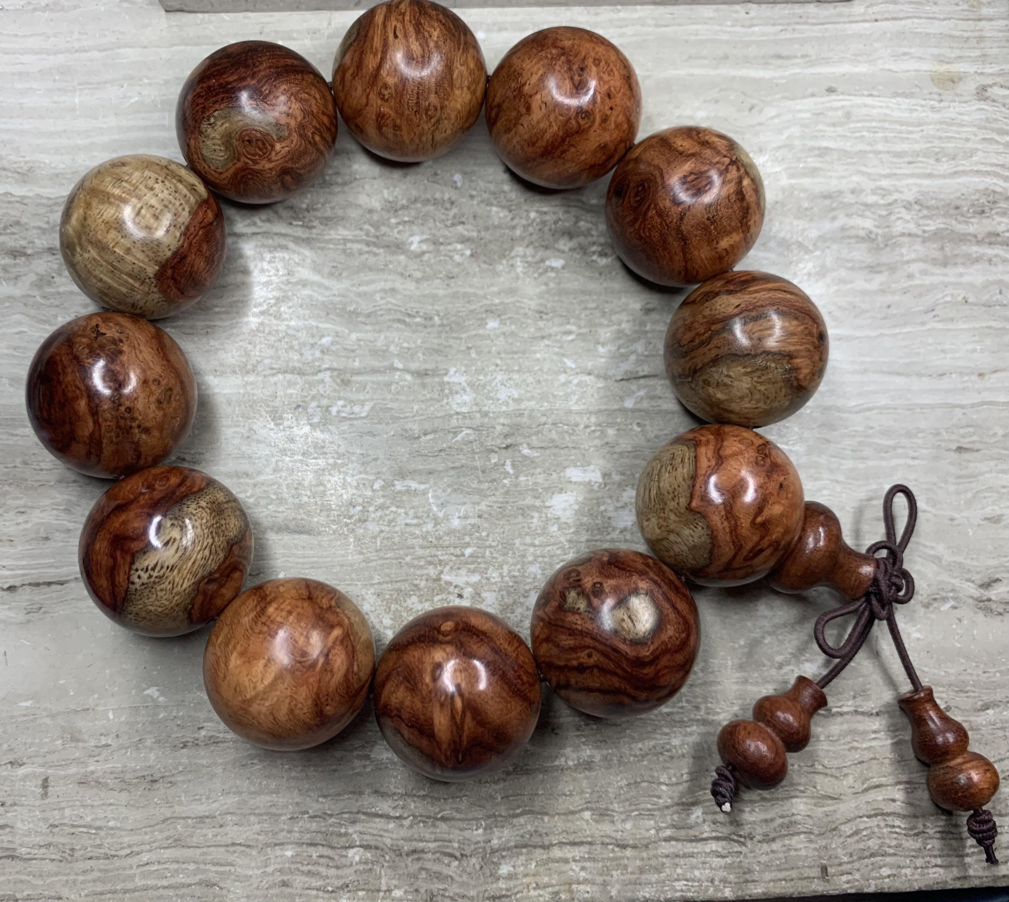 海南黃花梨木手串 mm 興趣及遊戲 收藏品及紀念品 古董收藏 Carousell