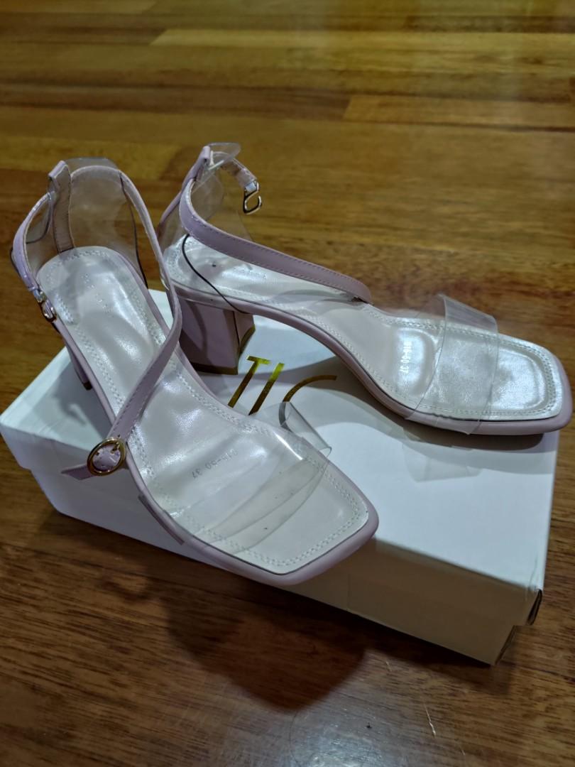 2 inch high heels, Women's Fashion, Shoes on Carousell