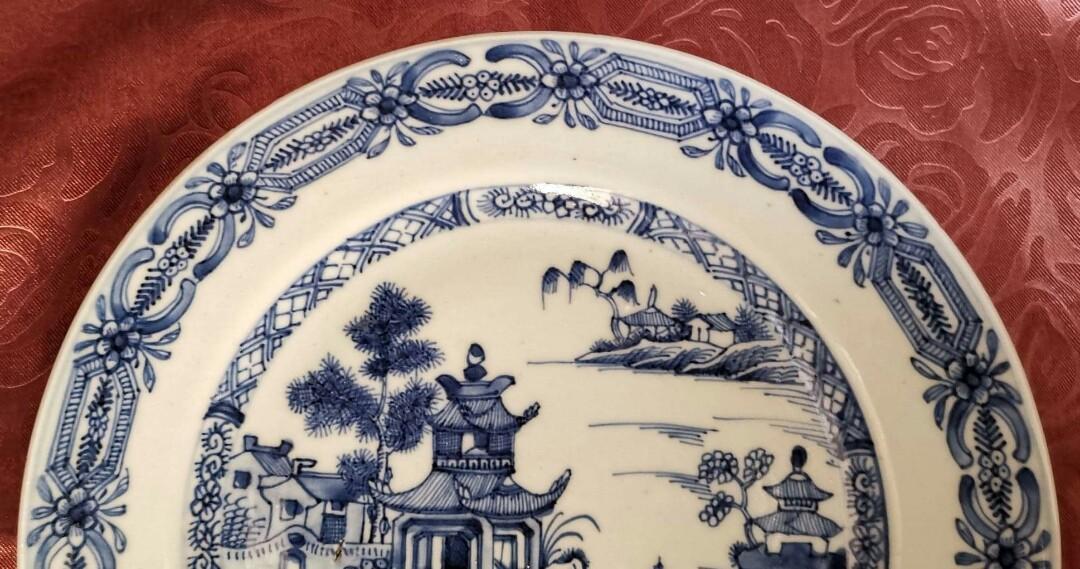 経典 中国古美術 清の乾隆時代 青花 山水風景 大皿25cm 染付 工芸品 