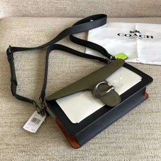 （分類：）位於 。 由 rex.mixnmatch 提交（商品編號 1059449422，圖片 1）。簡介： 。