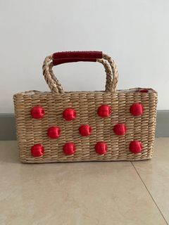 （分類：）位於 。 由 leulau 提交（商品編號 1147740447，圖片 1）。簡介： 。