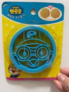 [CLEARANCE SALE] Pororo Petty Hello Kitty Cookie Cutter Sandwich Mould | authentic from Korea! | Bento Snackbox Recess Lunchbox | clay play dough mould