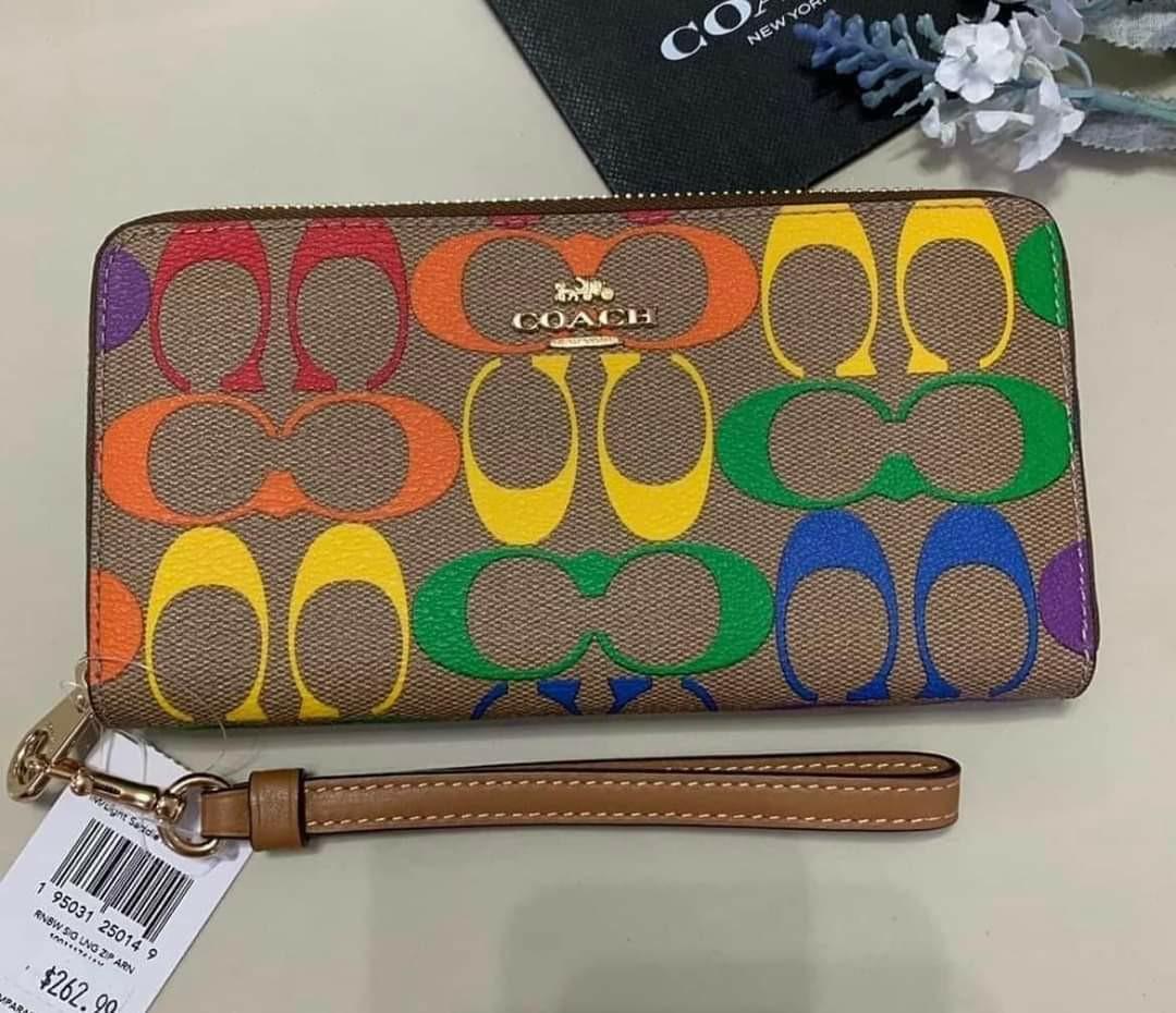 Coach Rainbow wallet Women s Fashion Bags Wallets Wallets Card holders on Carousell