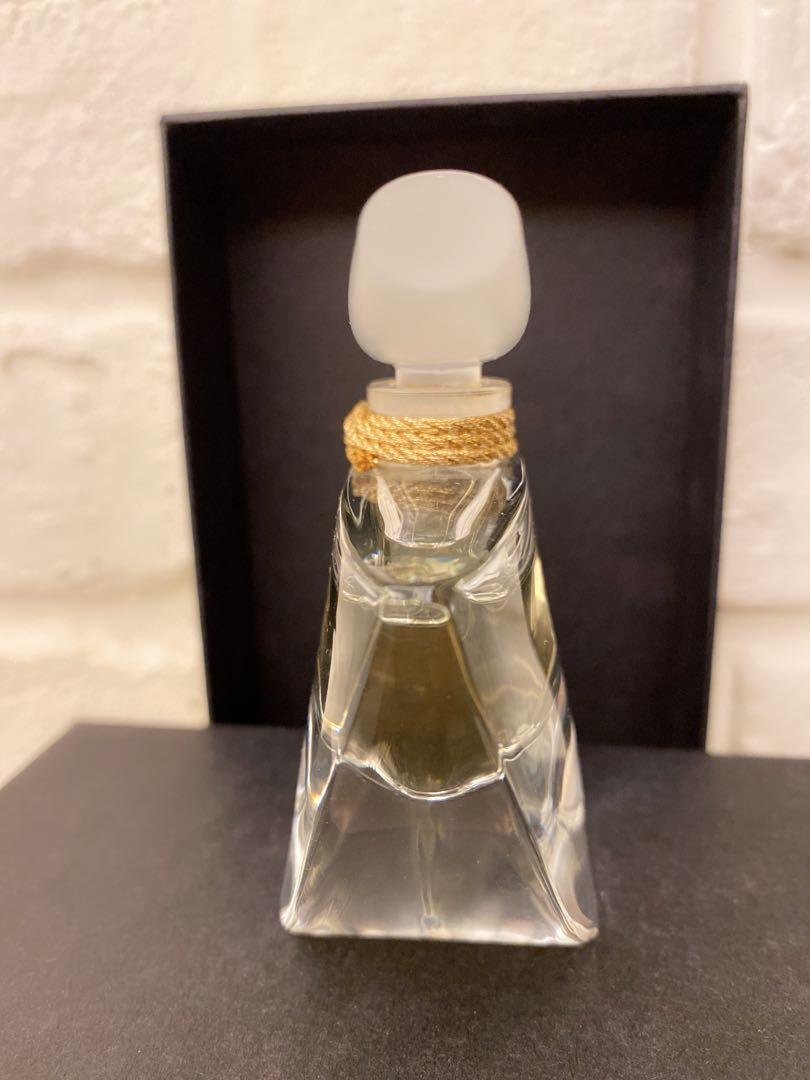 ESTÉE LAUDER 香水 dazzling GOLD 30ml 新着コスメ・美容 - エスティ