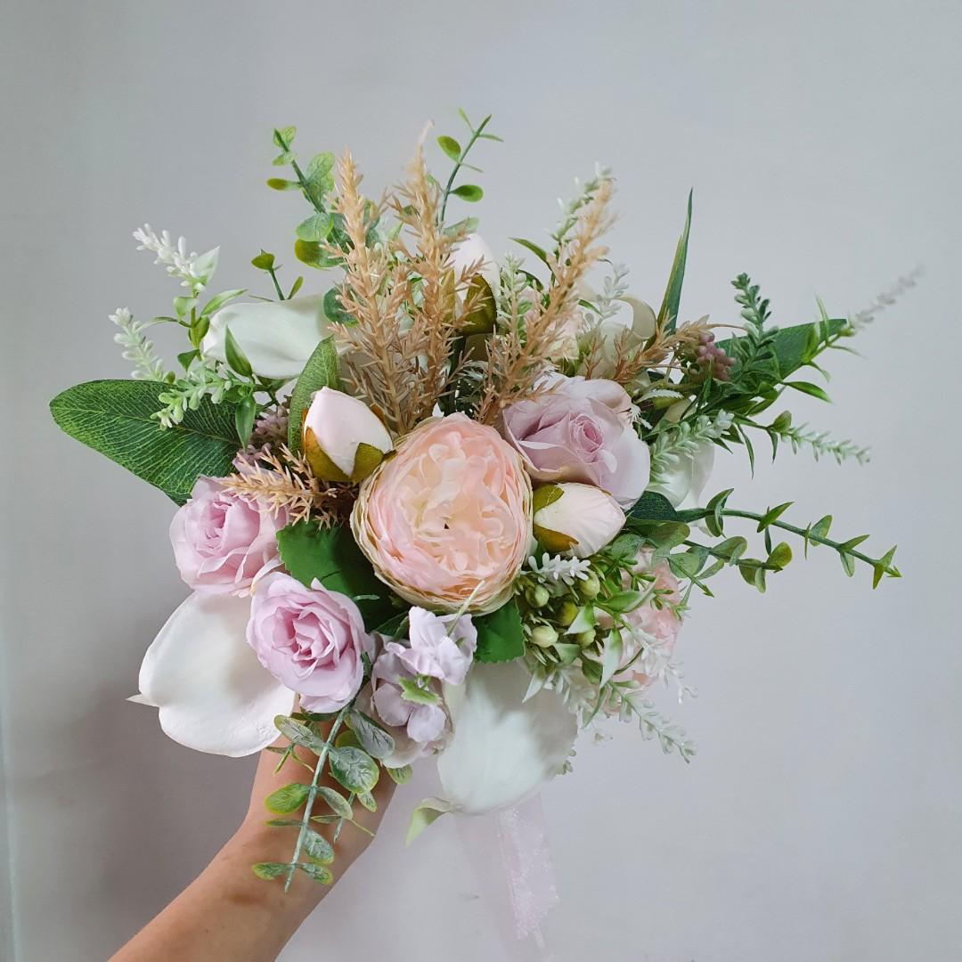 Faux flower bouquet, Hobbies & Toys, Stationery & Craft, Flowers