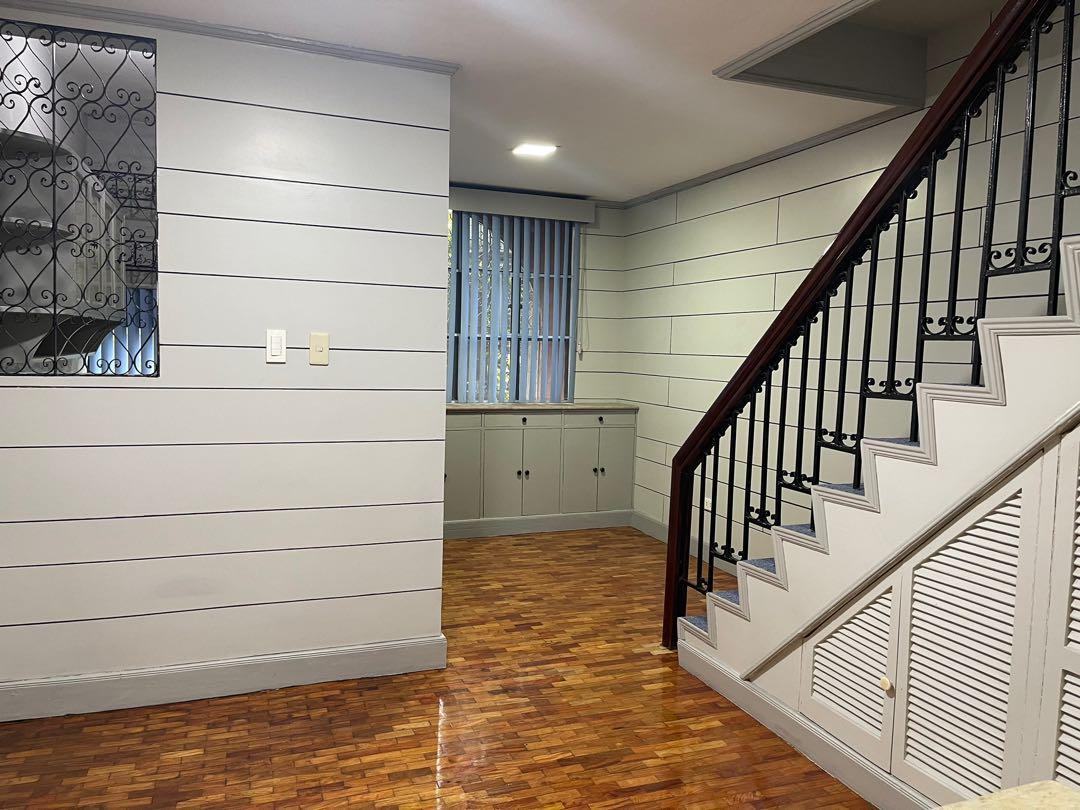 FOR SALE Newly Renovated EAGLE COURT CONDO IN MATALINO ST, Q.C. near