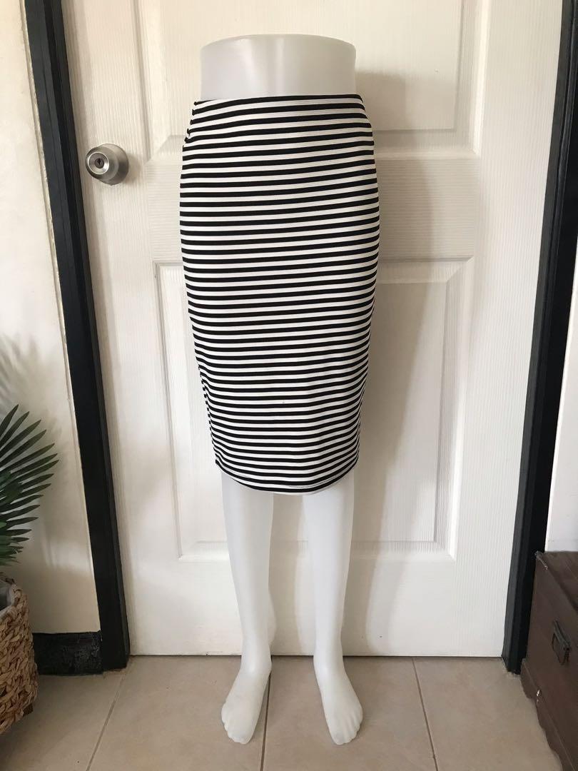 Striped pencil skirt forever 21 on sale