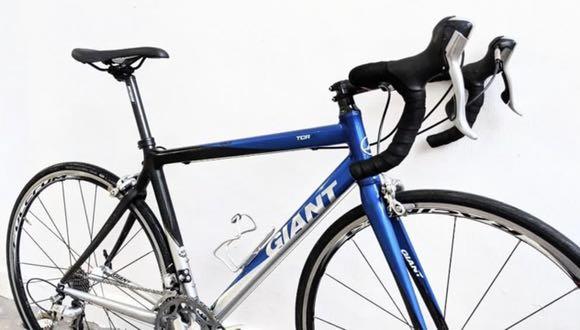 Giant tcr a1 alliance road bike