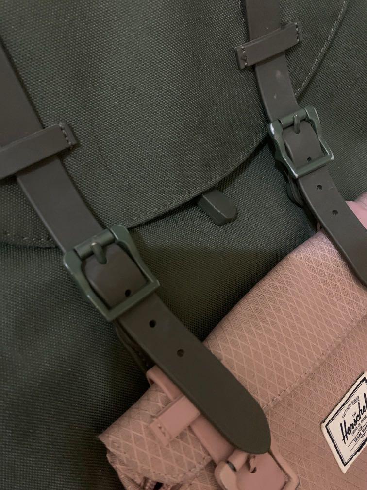 Herschel Supply Co. Little America mid volume backpack forest