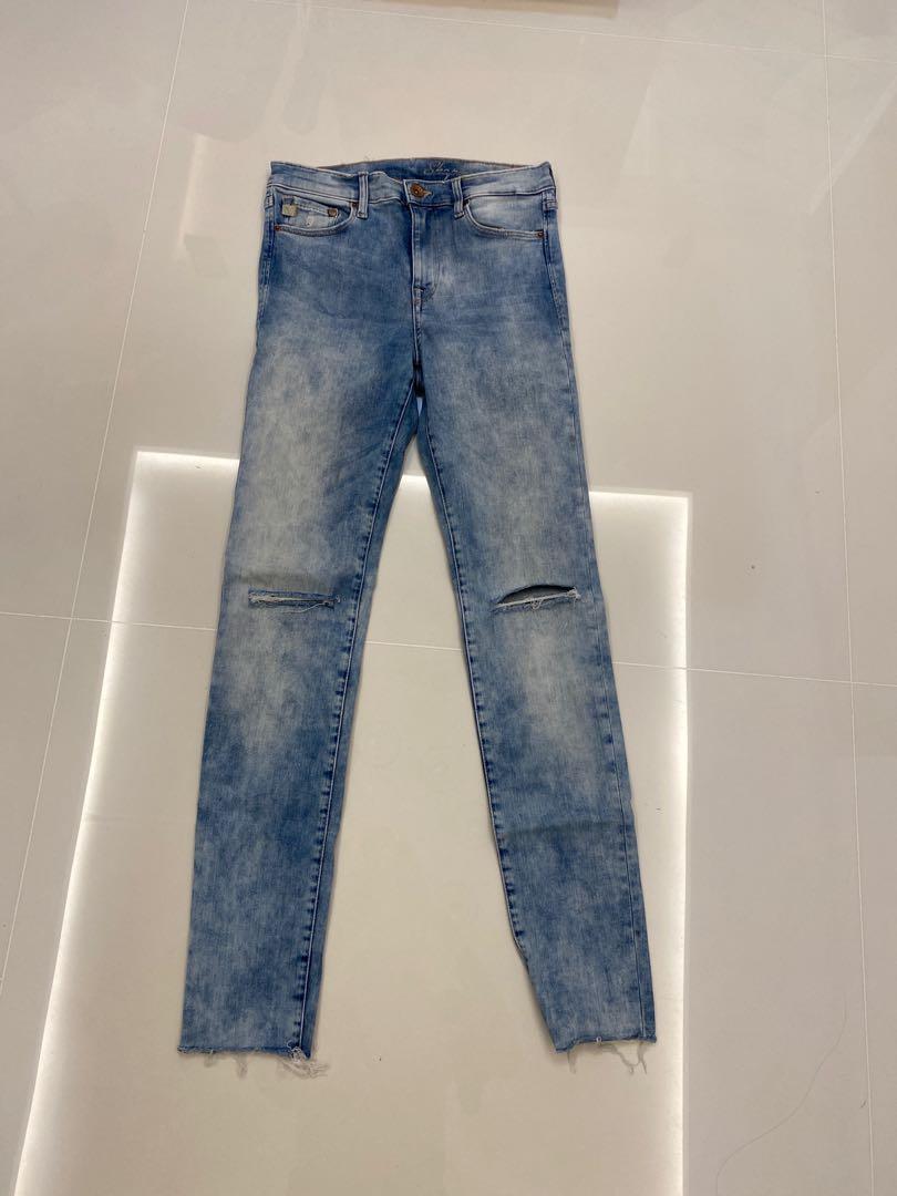 H\u0026M light waist knee ripped jeans 