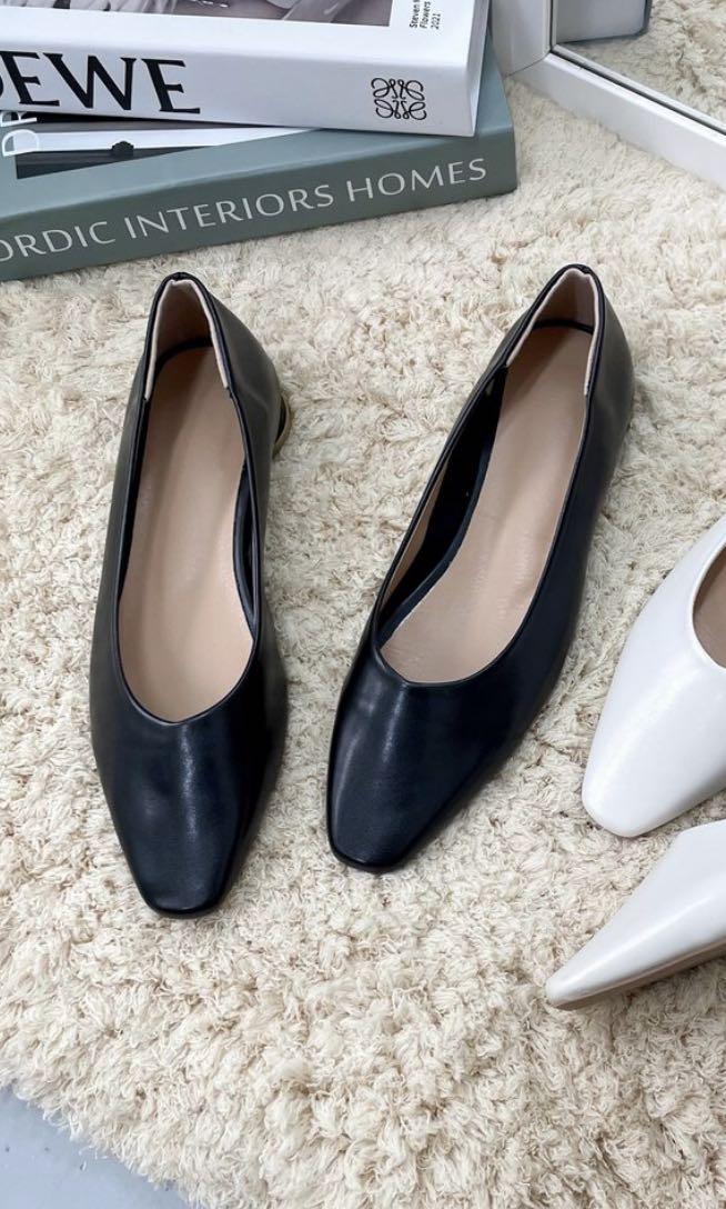 Ladies elegant working flats, Women's Fashion, Shoes on Carousell