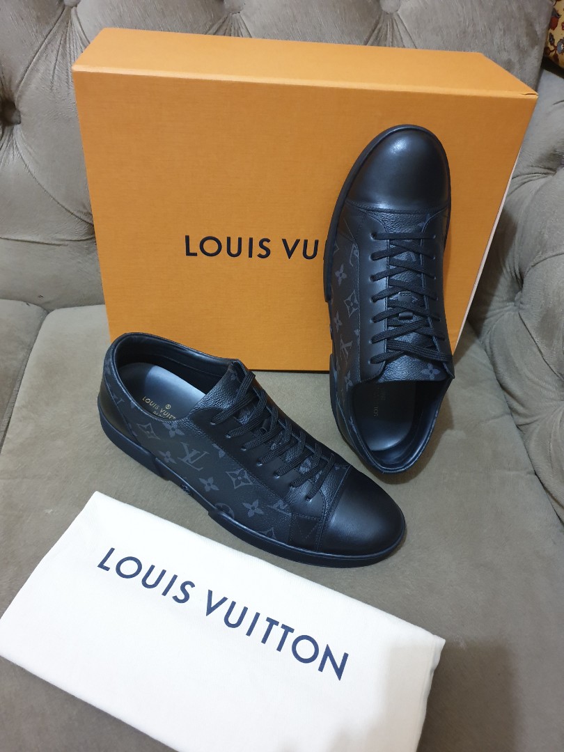 SEPATU SNEAKER LOUIS VUITTON 0932 - SNEAKER LV 0932, Fesyen Pria, Sepatu ,  Sneakers di Carousell