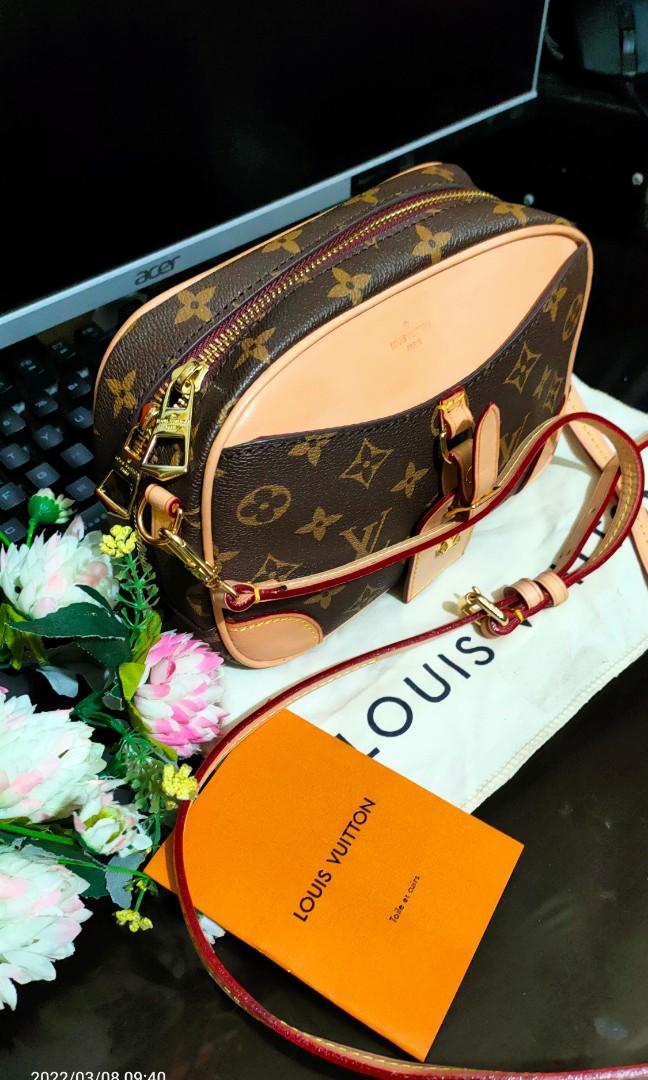 💕BNIB💕Louis Vuitton Deauville Mini Monogram Bag, Luxury, Bags & Wallets  on Carousell