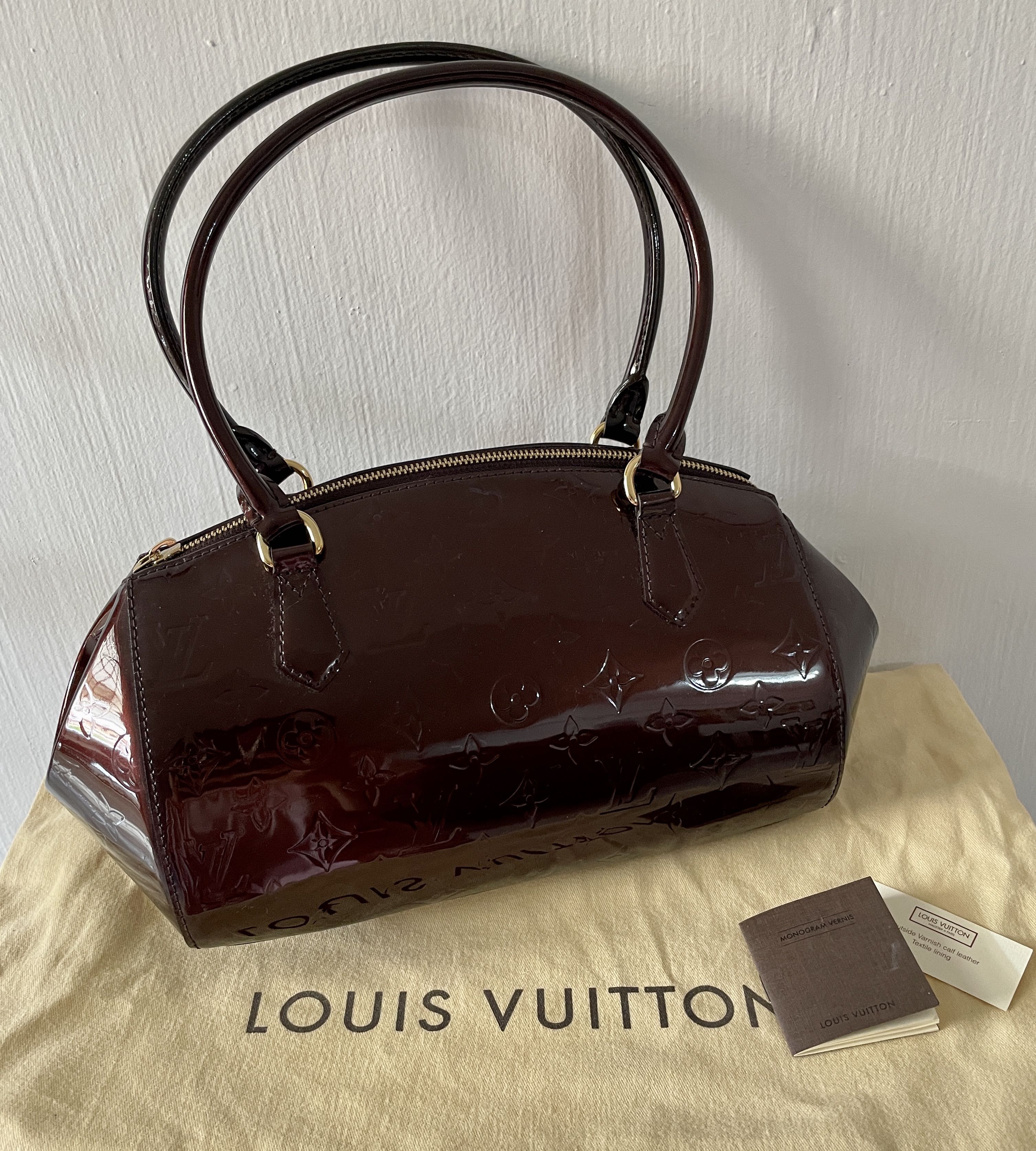 Louis Vuitton Vernis Sherwood PM Amarante Bag, Luxury, Bags & Wallets on  Carousell