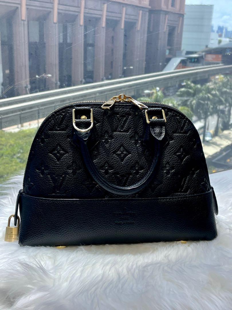 Louis Vuitton Black Handbag Golden Zip Sling Bag