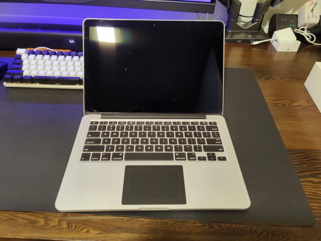 2012 macbook pro skin sales