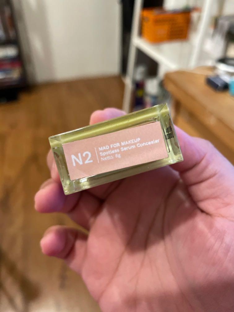 Mad For Makeup Spotless Second Skin Serum Concealer N2, Kesehatan