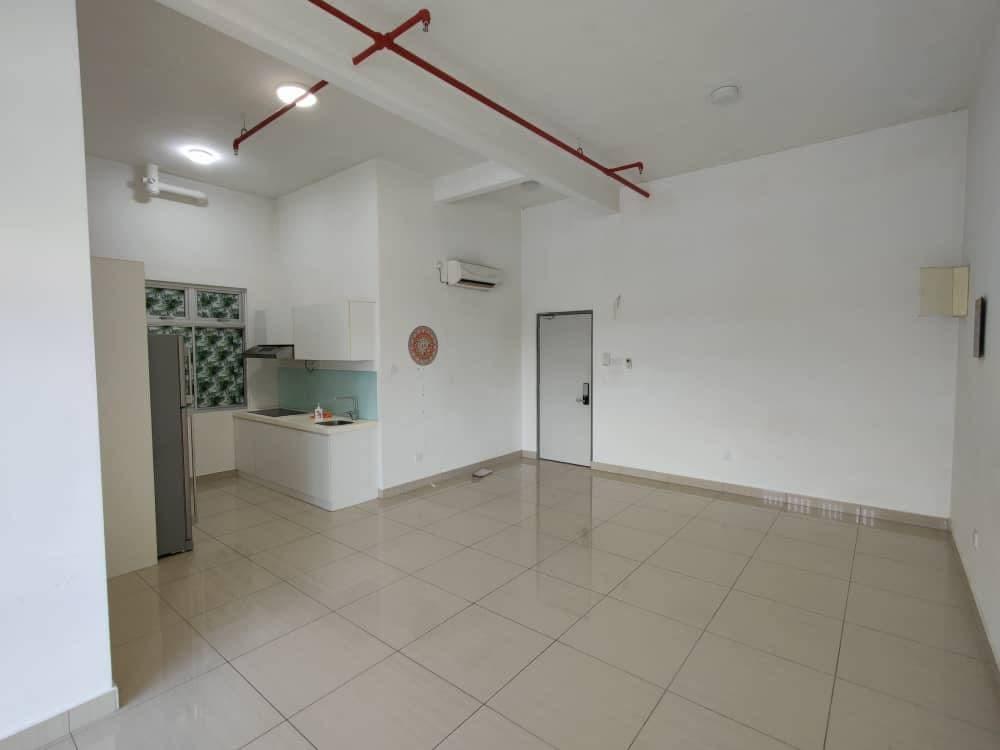 Manhattan austin heights for rent, Property, Rentals on Carousell