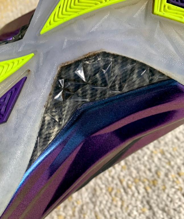 Chuck posite on sale cave purple