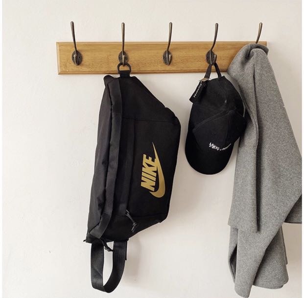 Nike Advance Crossbody Bag, Men's Fashion, Bags, Sling Bags on Carousell