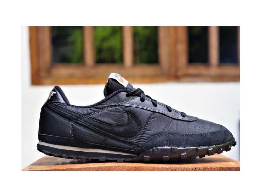 Nike Waffle Racer 2 Vintage sneakers Fesyen Pria Sepatu