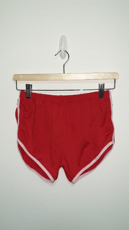 Red 12 2024 size 8