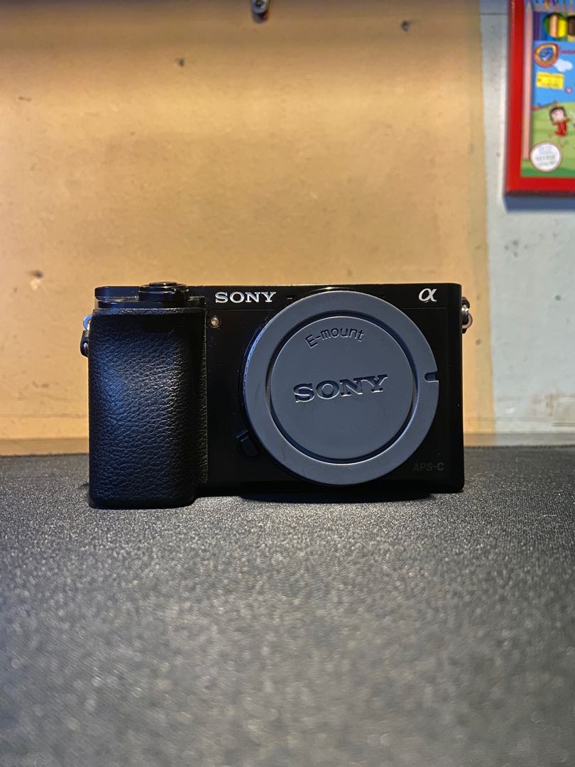 SONY A6000 + KIT LENS, Photography, Lens & Kits on Carousell