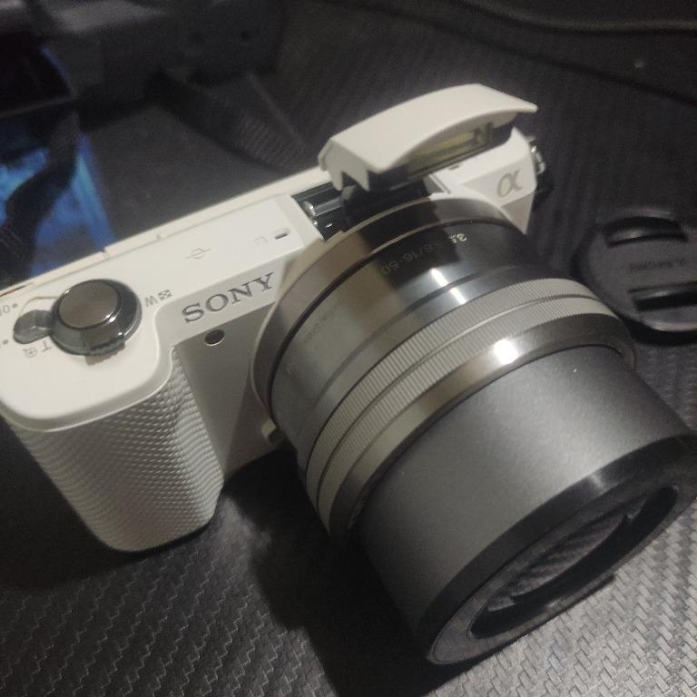 SONY Alpha a5000 Camera (WIFI+Flipscreen), Photography, Cameras on