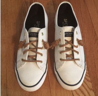 (Category: ) located in . Submitted by shopccloset (Listing ID 1147717500, Image 1). Description: .