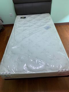(Category: ) located in . Submitted by bigsalesitems (Listing ID 1147688374, Image 1). Description: .