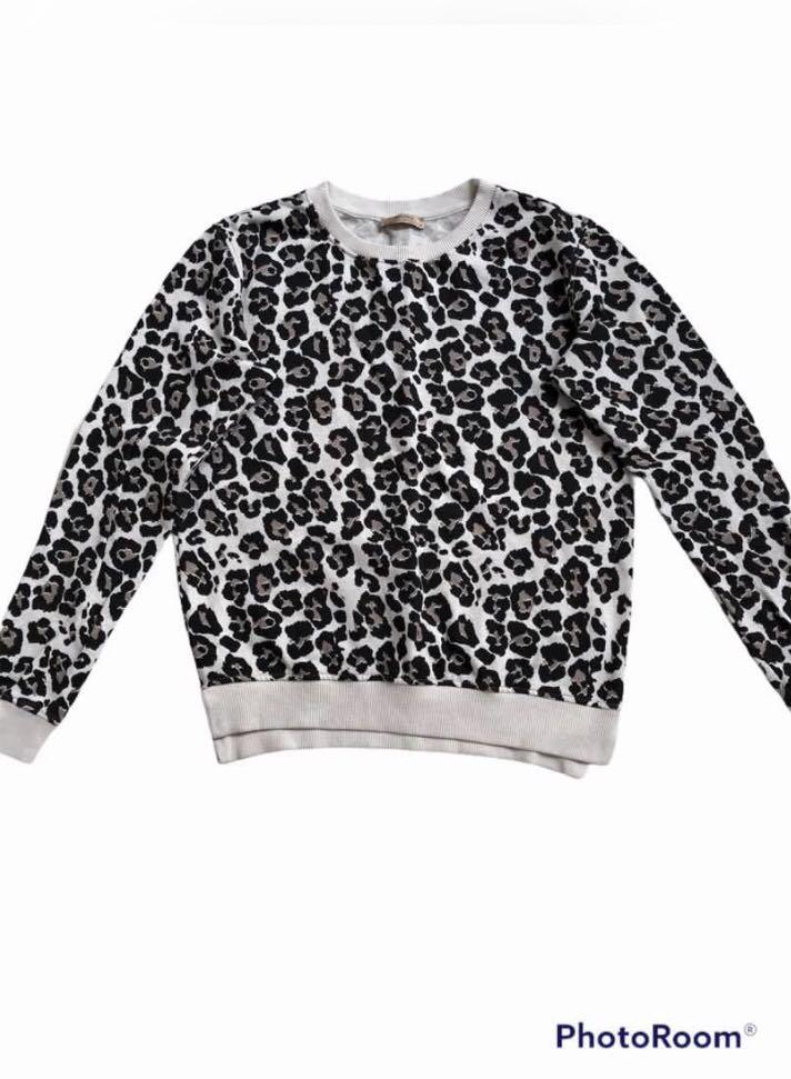 Bershka on sale leopard sweater