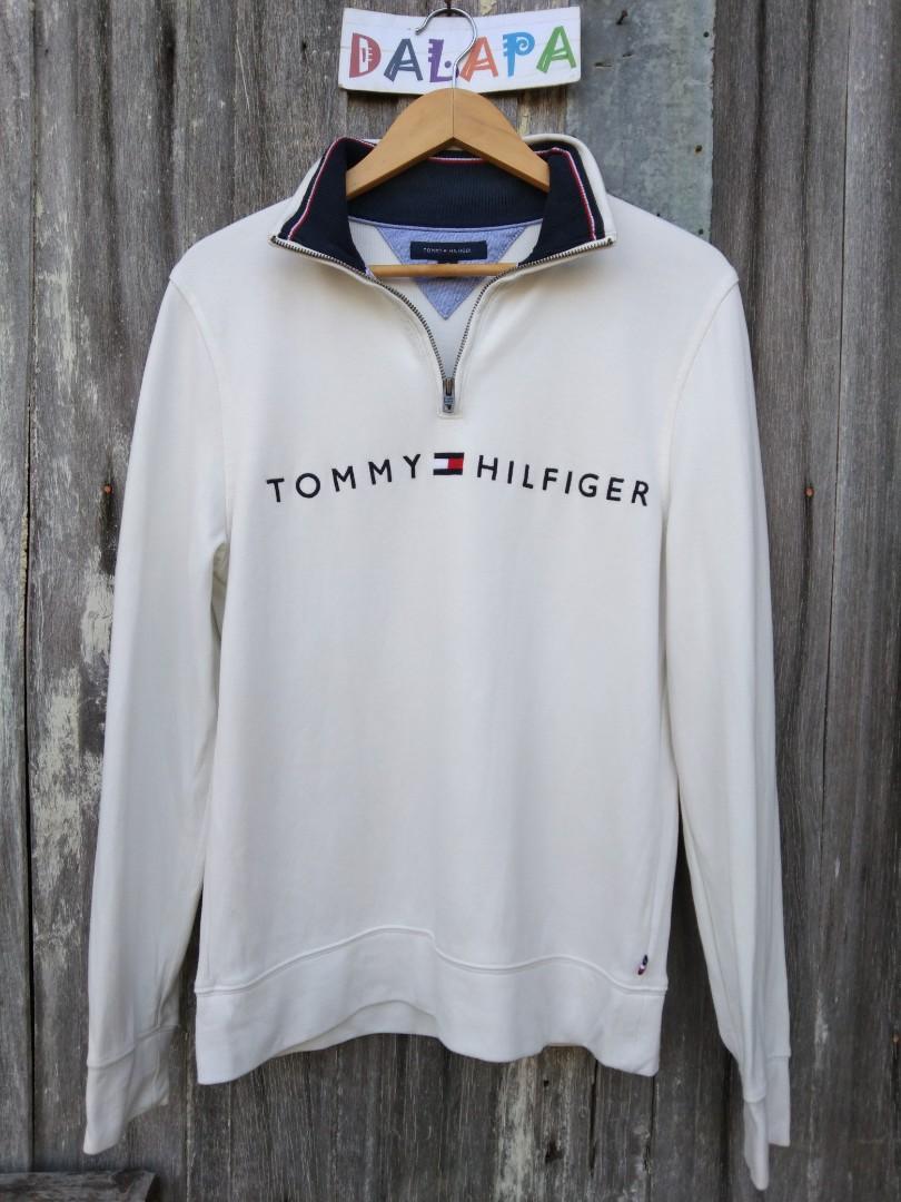 Jeg vil have Sprout røgelse Tommy Hilfiger Quarter Zip Sweater, Men's Fashion, Coats, Jackets and  Outerwear on Carousell