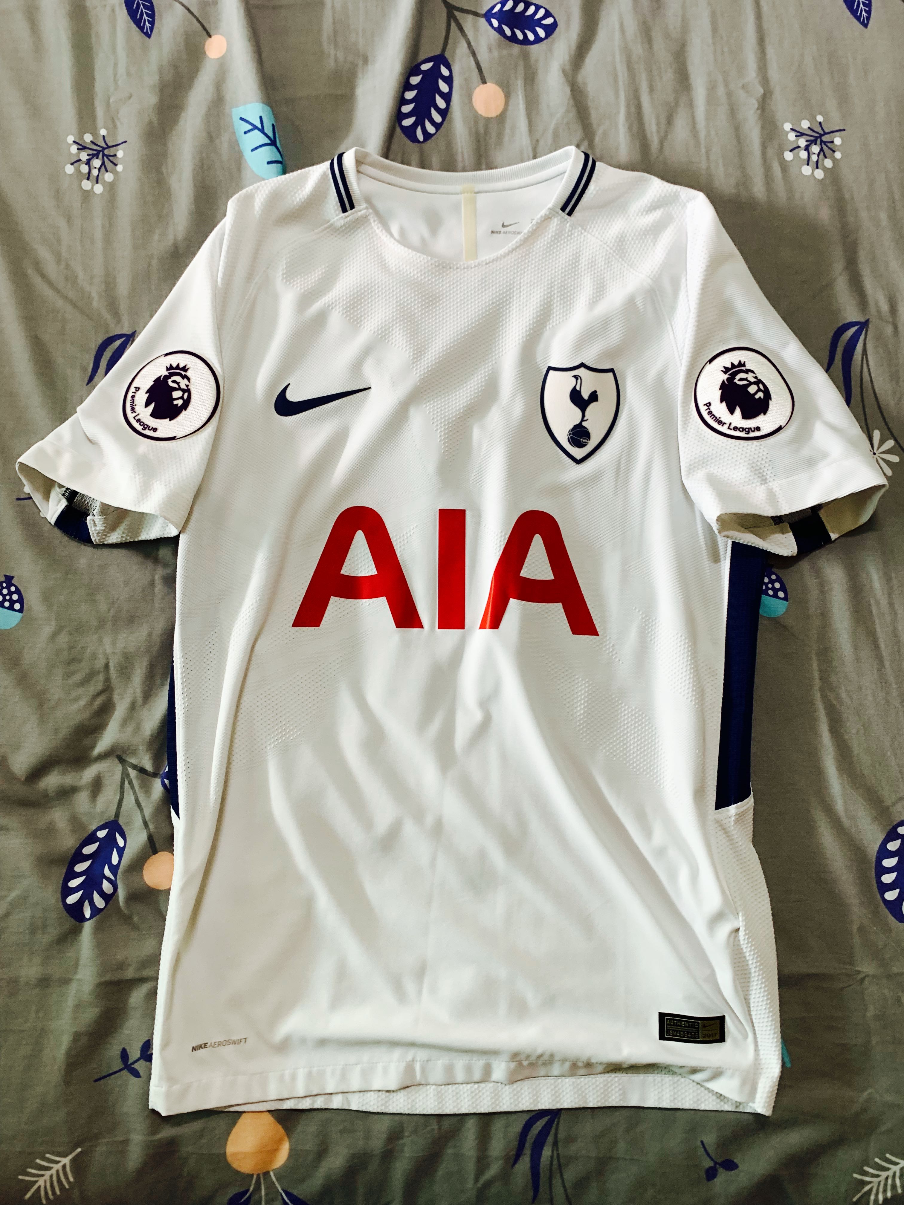 Tottenham Hotspur 2017-18 Home Kit