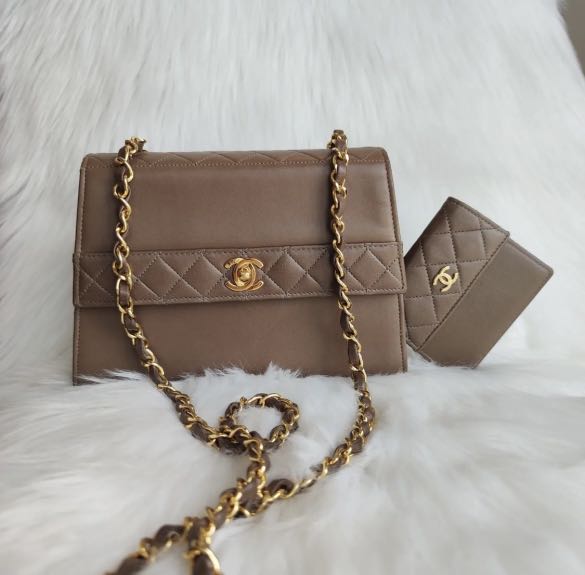 brown chanel flap bag