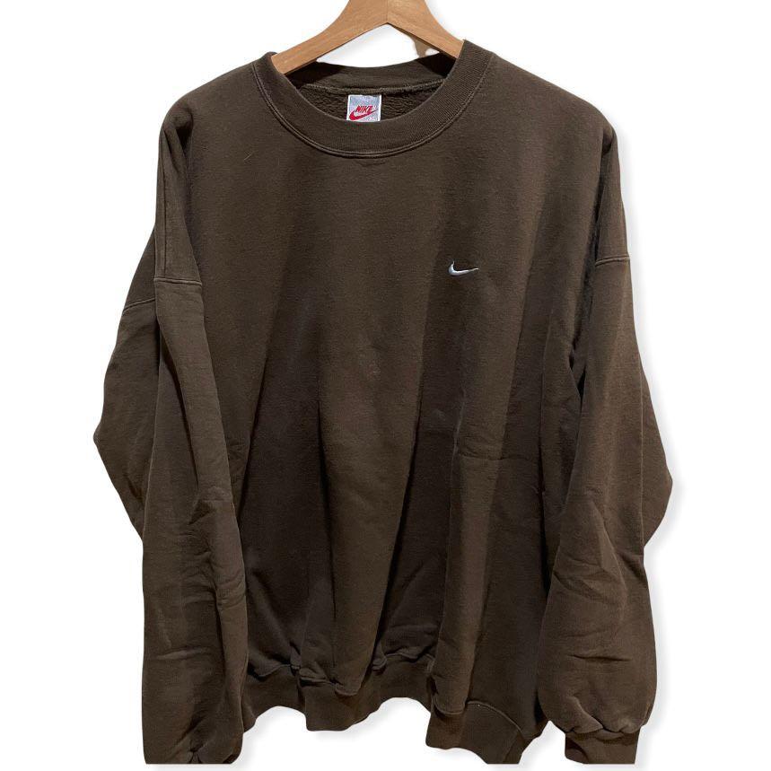 Vintage Nike Brown Sweatshirt Authentic, Men's Fashion, Tops u0026 Sets,  Tshirts u0026 Polo Shirts on Carousell