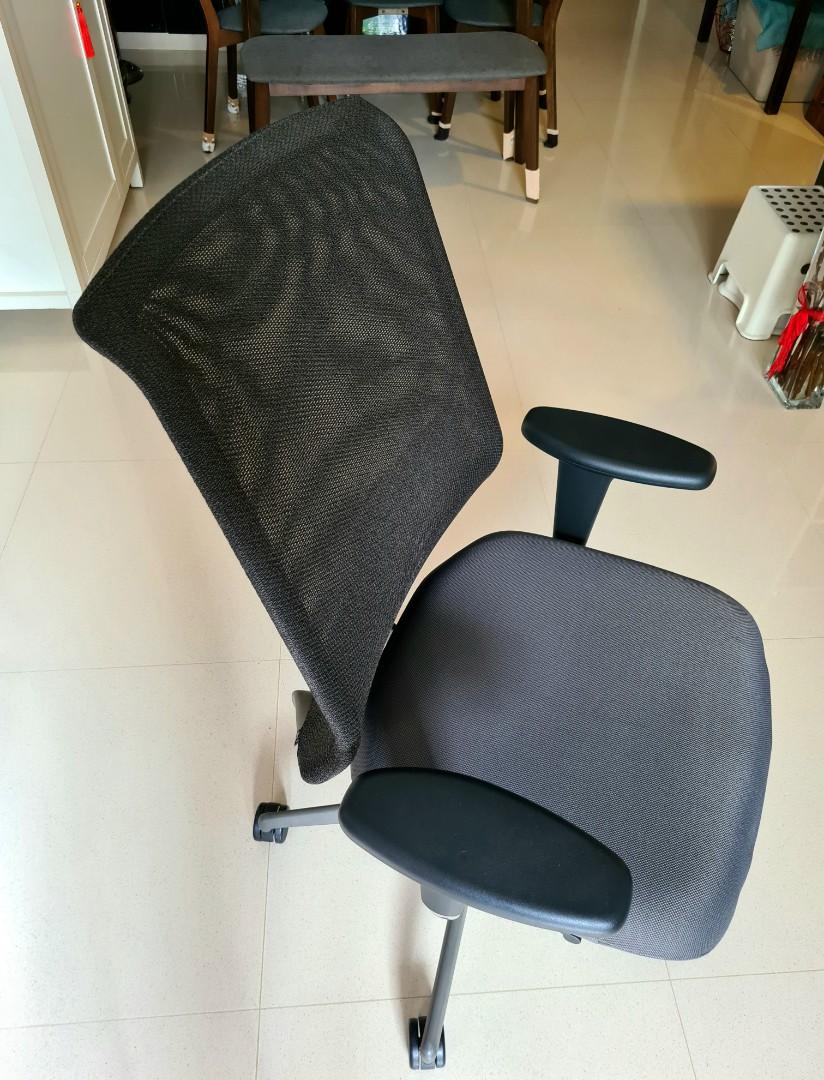 Vitra Mesh Office Chair, Furniture & Home Living, Furniture, Chairs on
