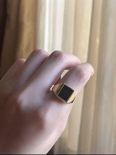 18 karat onyx inlay signet ring