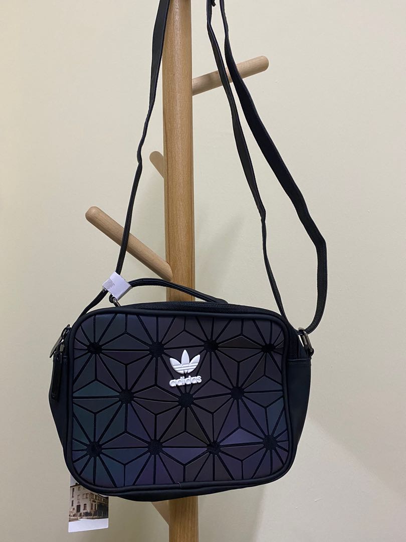 Adidas Sling Bag(not ori), Women's Fashion, Bags & Wallets on Carousell