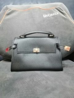 （分類：）位於 。 由 pandorasquishy123 提交（商品編號 1148043845，圖片 1）。簡介： 。