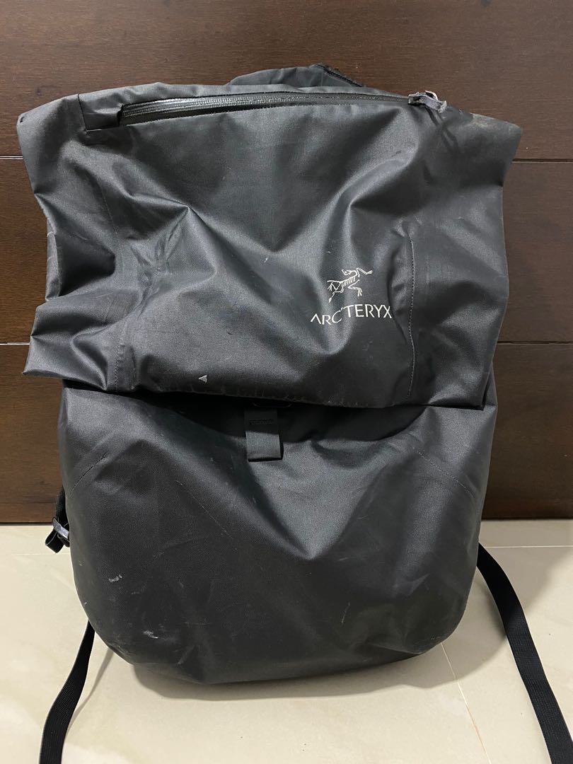 アークテリクス グランヴィル Granville20 backpack グレー GRANVILLE 20 BACKPACK - 山の店 デナリ