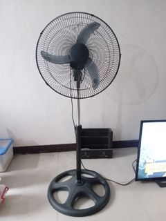 (Category: ) located in . Submitted by mikang23 (Listing ID 1147989059, Image 1). Description: .