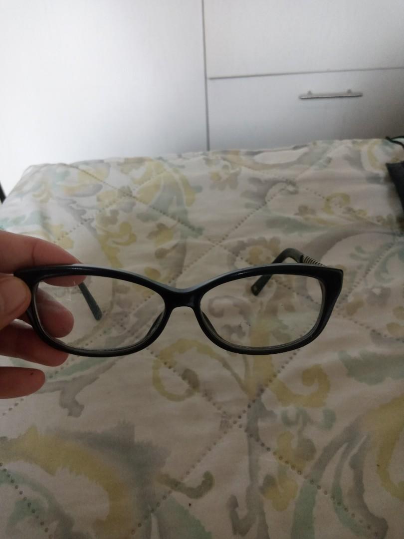 Authentic Dior with 150 Grade (Category: Sunglasses & Eyewear) located in Quezon City. Submitted by bebenico (Listing ID 1147885879, Image 2). Description: .