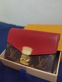 Louis vuitton pallas mm size, Luxury, Bags & Wallets on Carousell