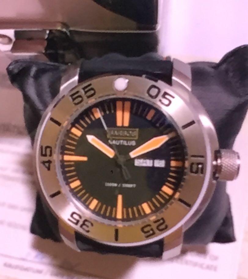 barbos nautilus watch