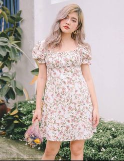 (Category: ) located in . Submitted by bulgingwardrobe (Listing ID 1143316860, Image 1). Description: .