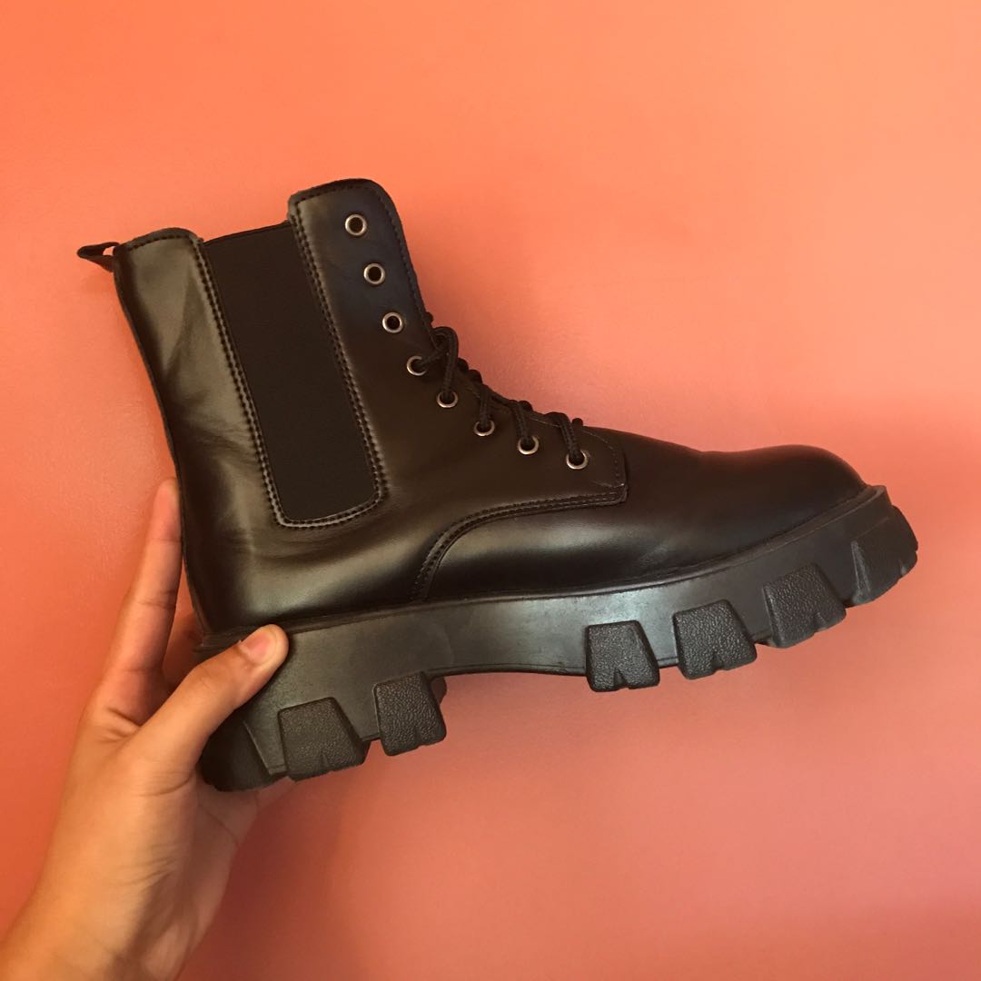 waterproof minimalist boots